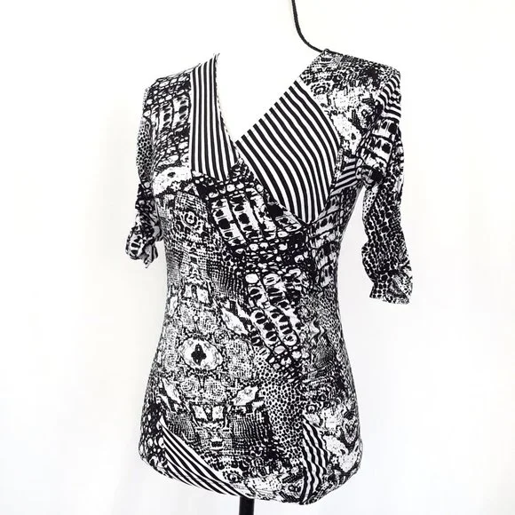 Style & Co Black & White Ruched Sleeve Stretch Top - Picture 3 of 13